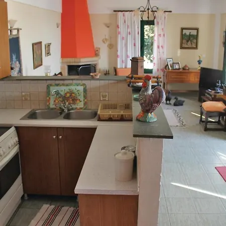 度假居 Four-bedroom Holiday In Loutra Aidipsou