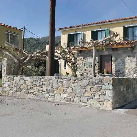 度假居 Four-bedroom Holiday In Loutra Aidipsou